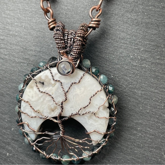 White Lace Agate Crescent Moon Tree Of Life Copper Wrapped Boho Necklace - Picture 12 of 16
